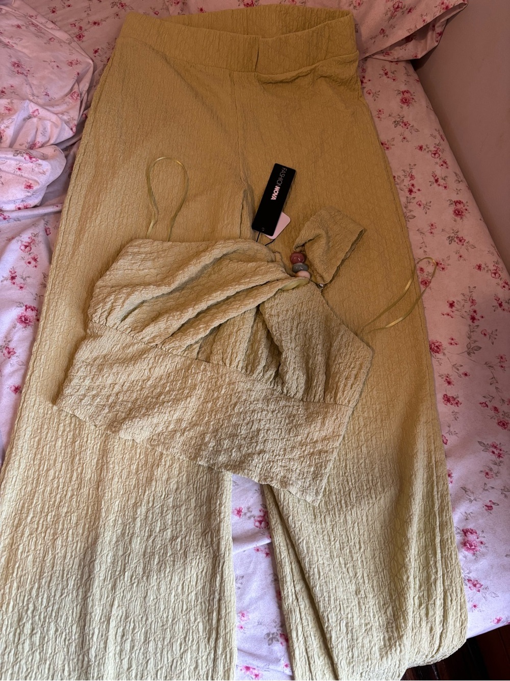 One-Shoulder Lime Green Wide-Leg Jumpsuit - Picture 6 of 7
